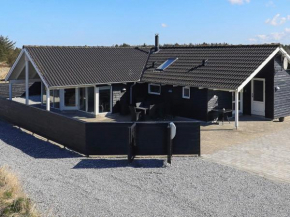 12 person holiday home in L kken